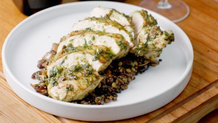 חזה עוף עם פסטו